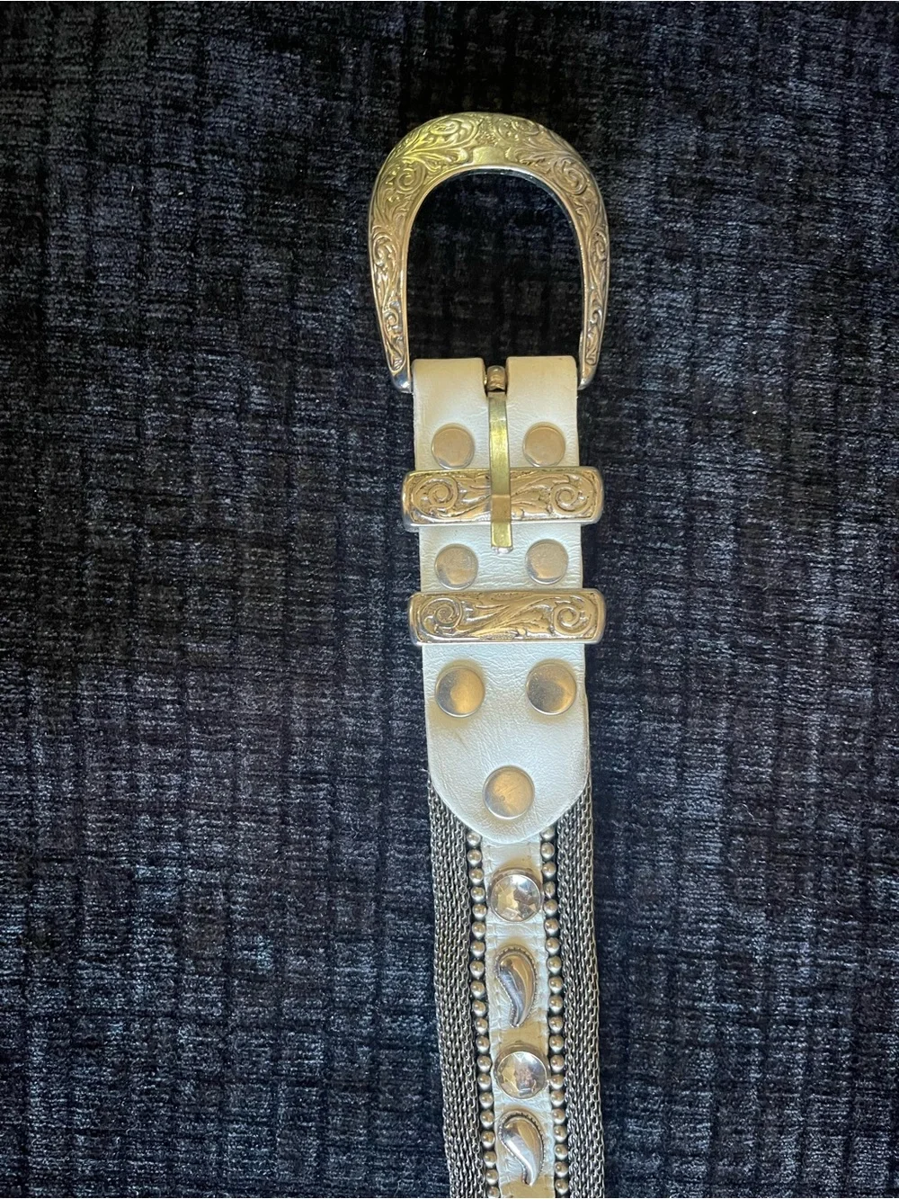 Vintage 80’s-90’s Decorative White and Gold Western -Style Women's mixed Metal